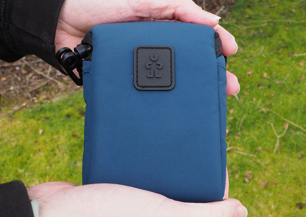 crumpler triple a camera sling 3800