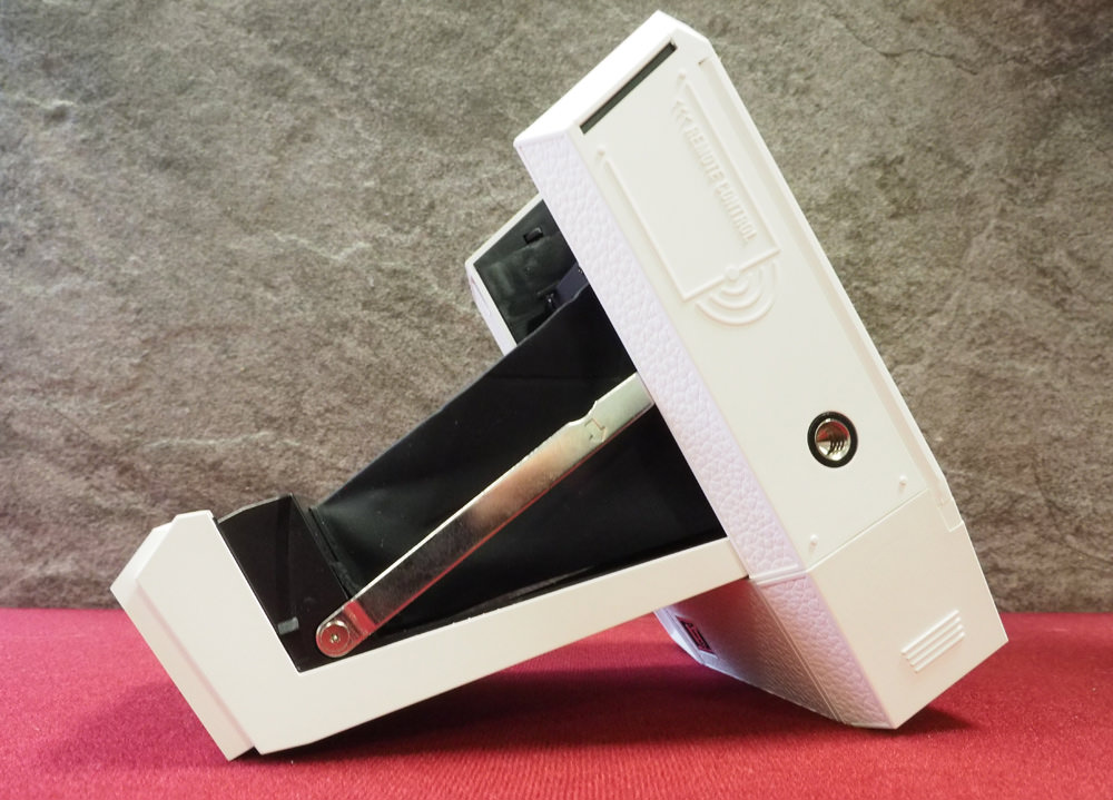 Lomo' Instant Square Camera Review | ePHOTOzine