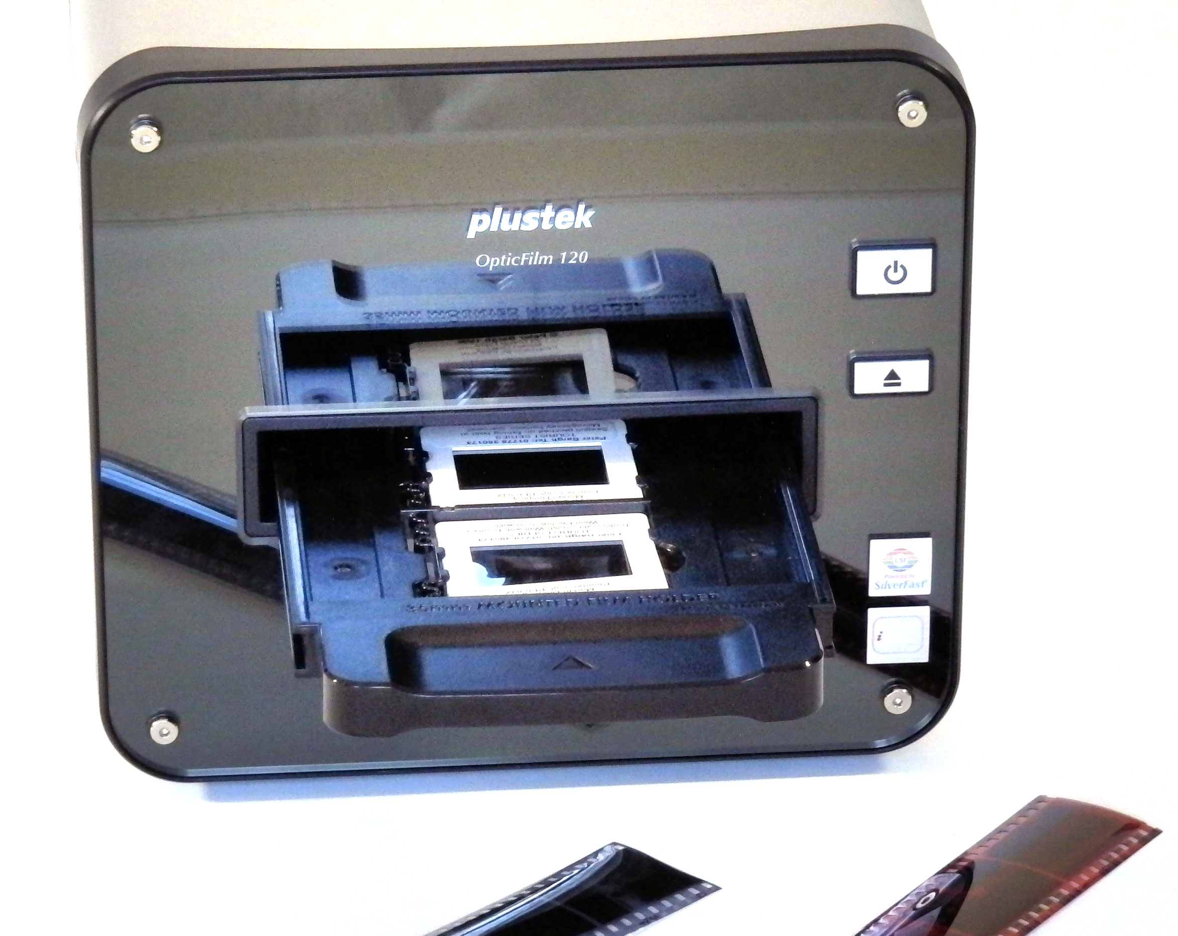 plustek OpticFilm 120 フィルムスキャナー OpticFilm 120 - Professional Film Scanning with Class | Plustek